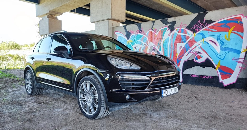 Porsche Cayenne cena 102000 przebieg: 264000, rok produkcji 2011 z Olsztyn małe 379